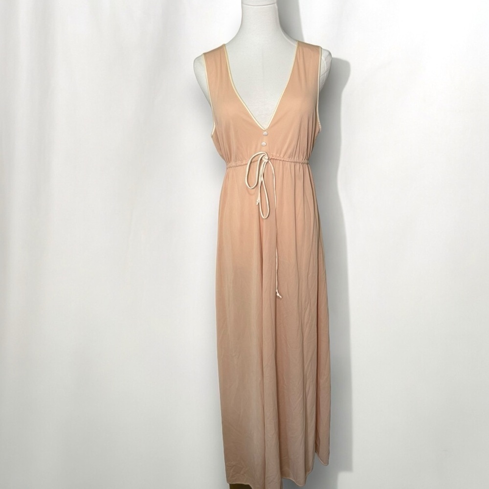 Vintage ~1950s peachy nylon gown / slip dress M cottagecore / Fairycore